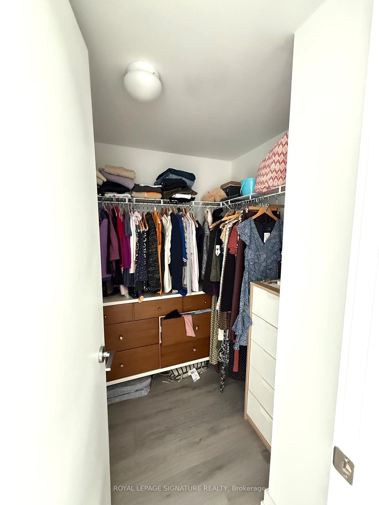 556 Marlee Avenue, Unit 321 - Photo 8