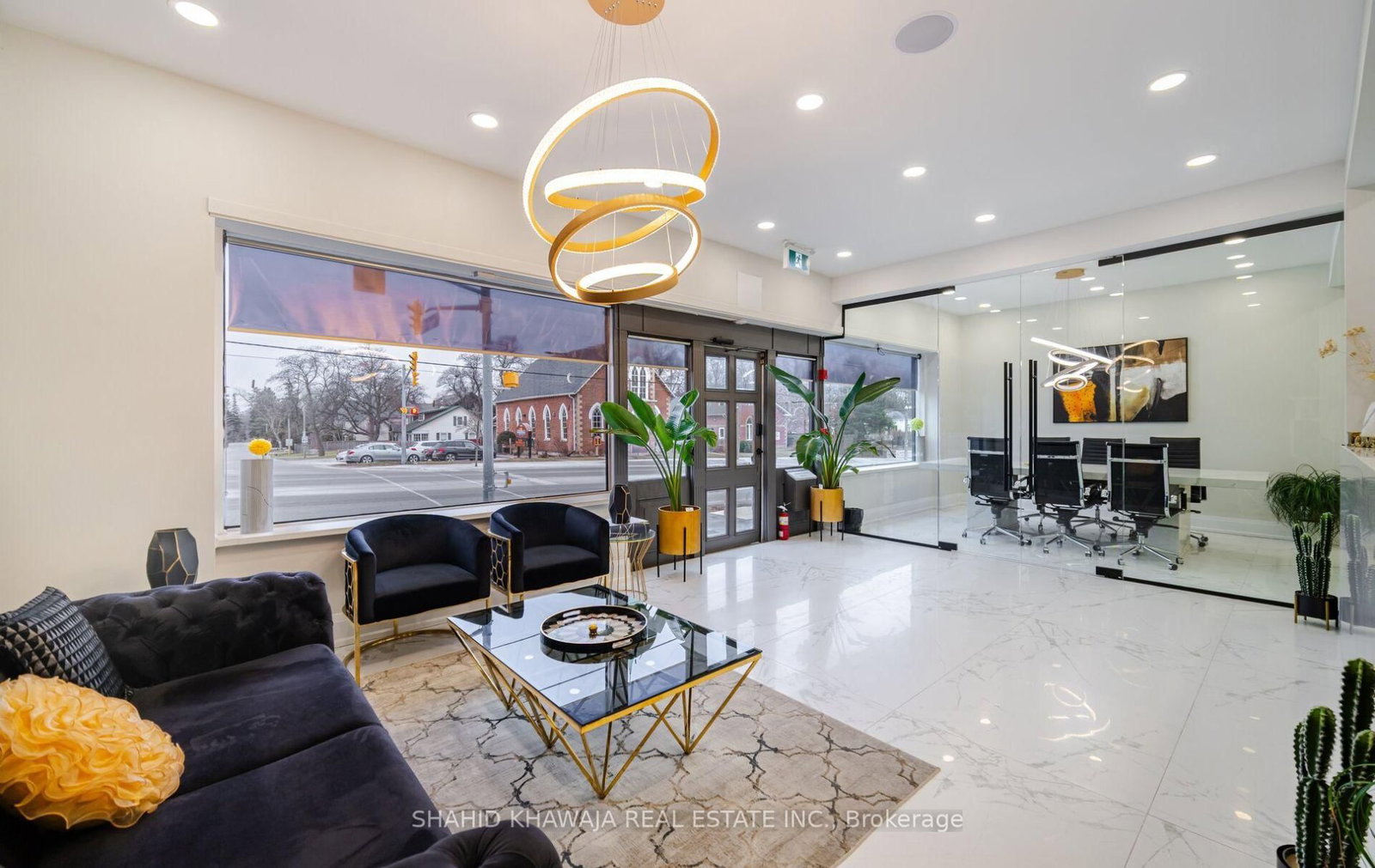 1563 Dundas Street W - Photo 10