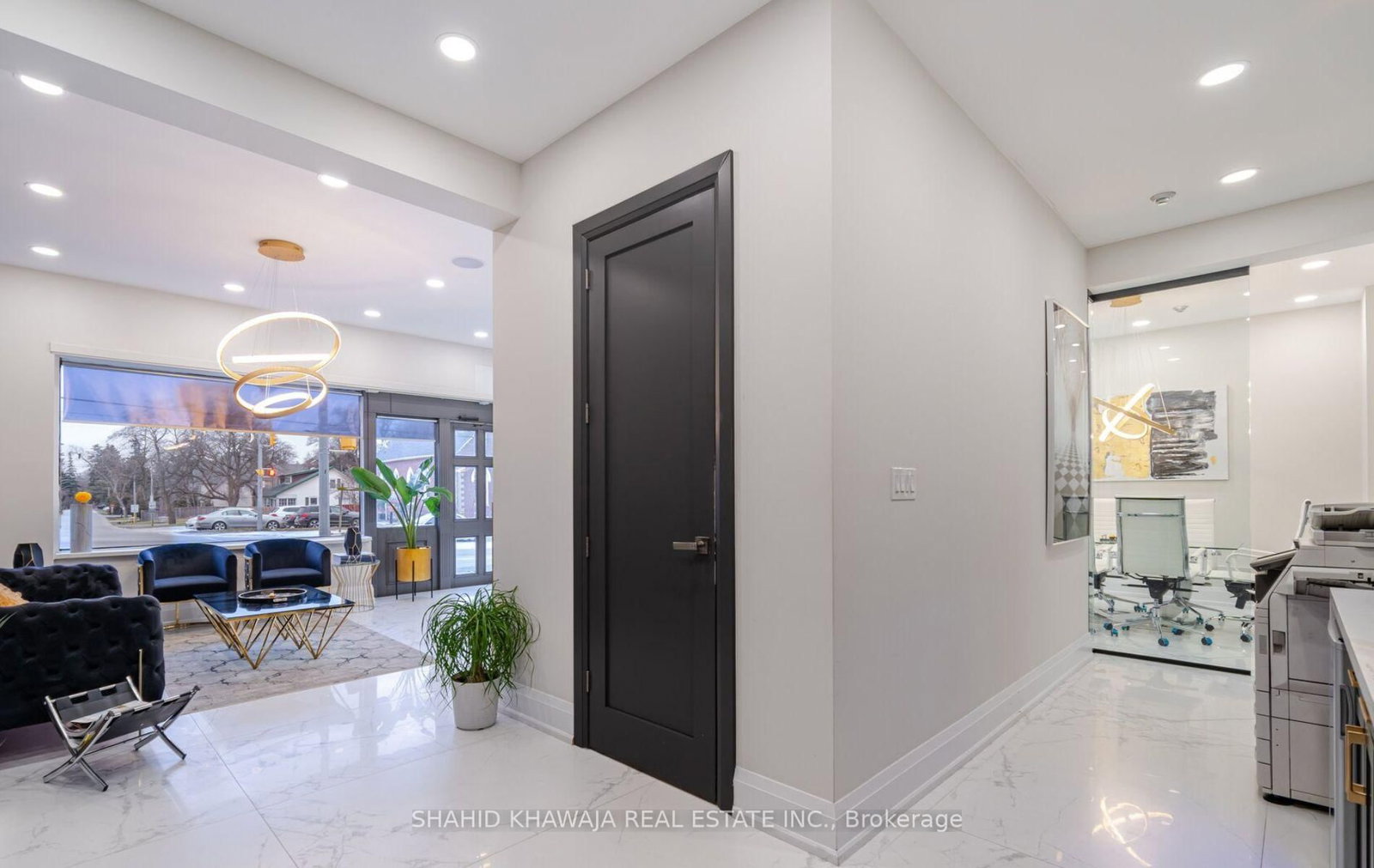 1563 Dundas Street W - Photo 12