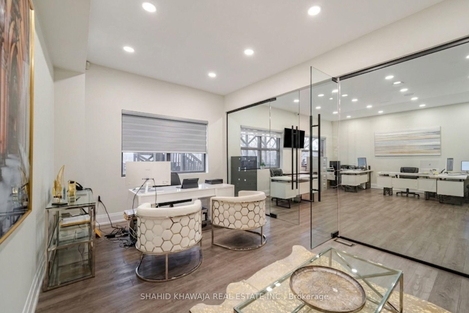 1563 Dundas Street W - Photo 21