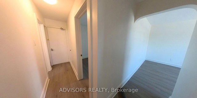 1 - 3717 Lakeshore Boulevard W