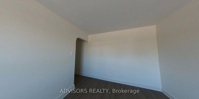 1 - 3717 Lakeshore Boulevard W