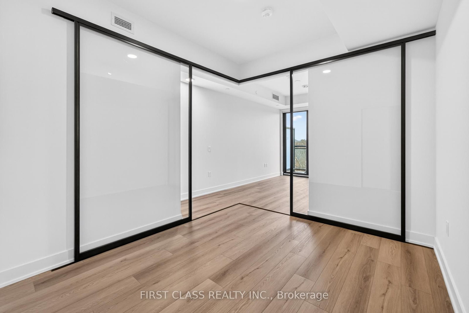 758 Dovercourt Road, Unit 411 - Photo 20