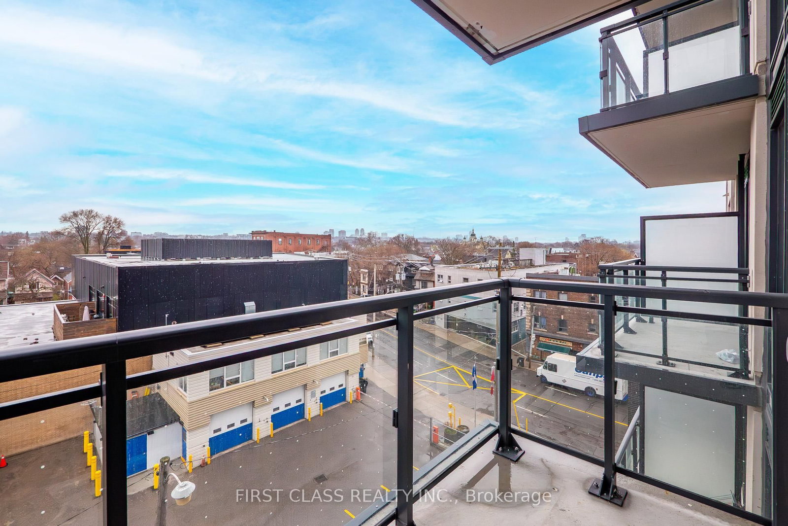 758 Dovercourt Road, Unit 411 - Photo 24