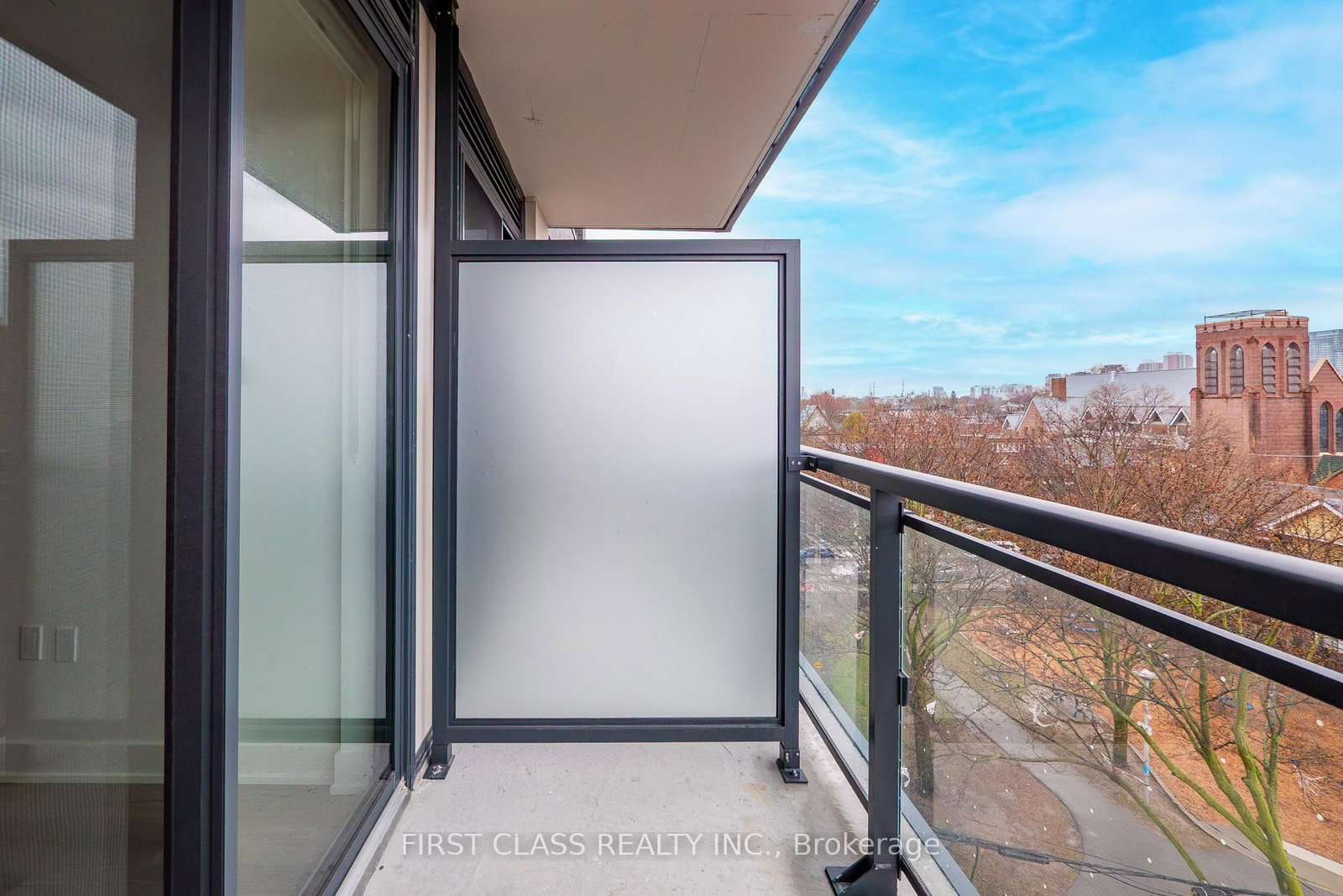 758 Dovercourt Road, Unit 411 - Photo 28