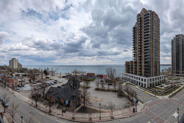 413 - 2075 Lakeshore Road