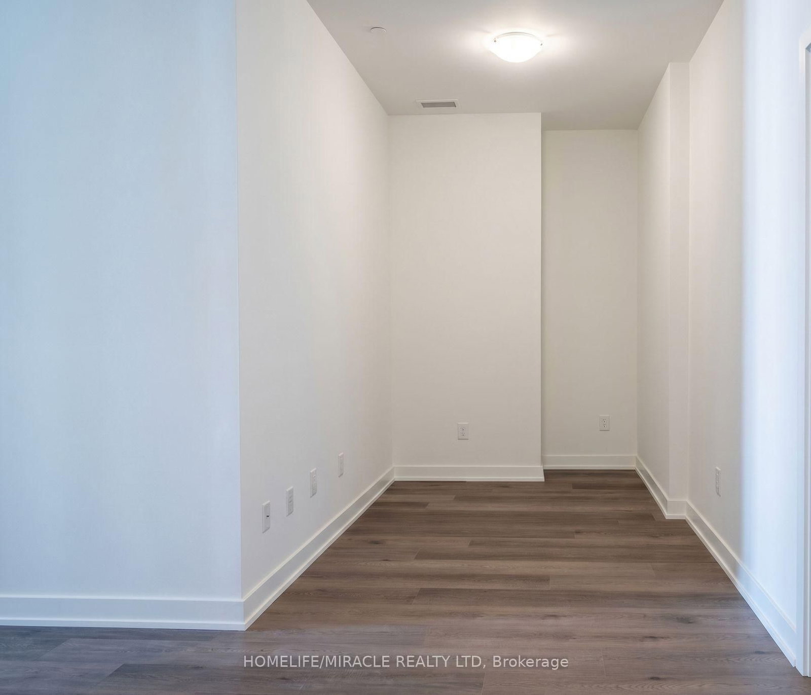 2075 Lakeshore Road, Unit 413 - Photo 7