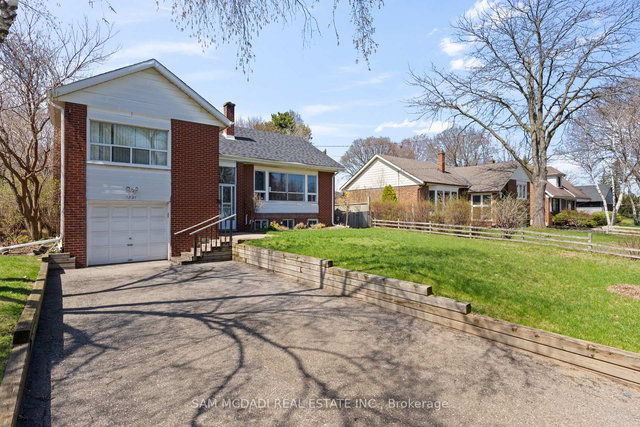 1821 Christopher Road