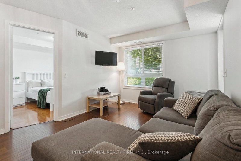 6 Dayspring Brampton,ON L6P 2Z6 — Photo 10