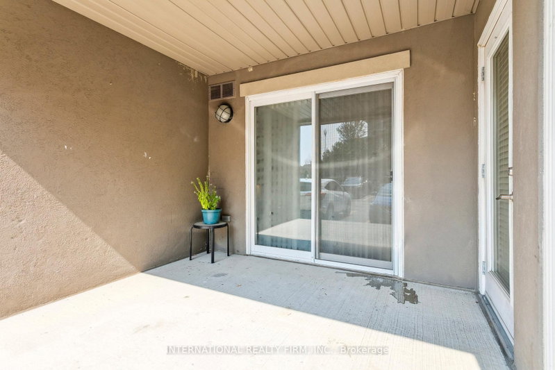 6 Dayspring Brampton,ON L6P 2Z6 — Photo 21