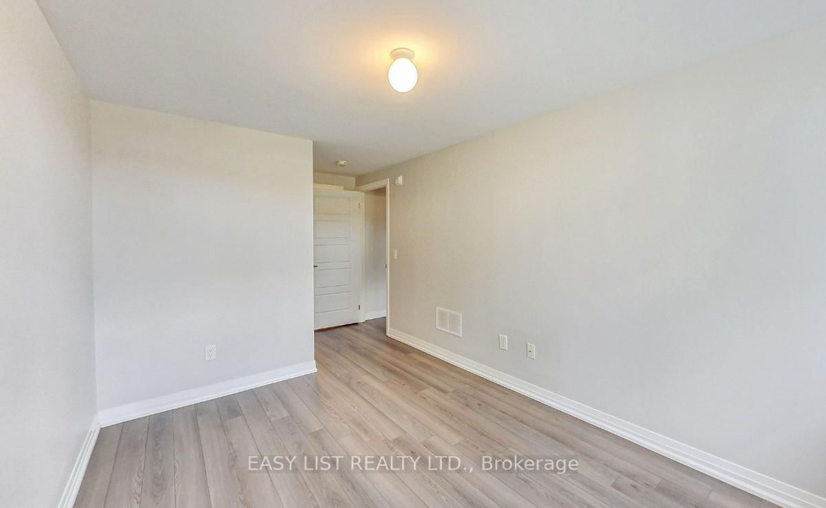 1210 Milton Street E, Unit 102 - Photo 10