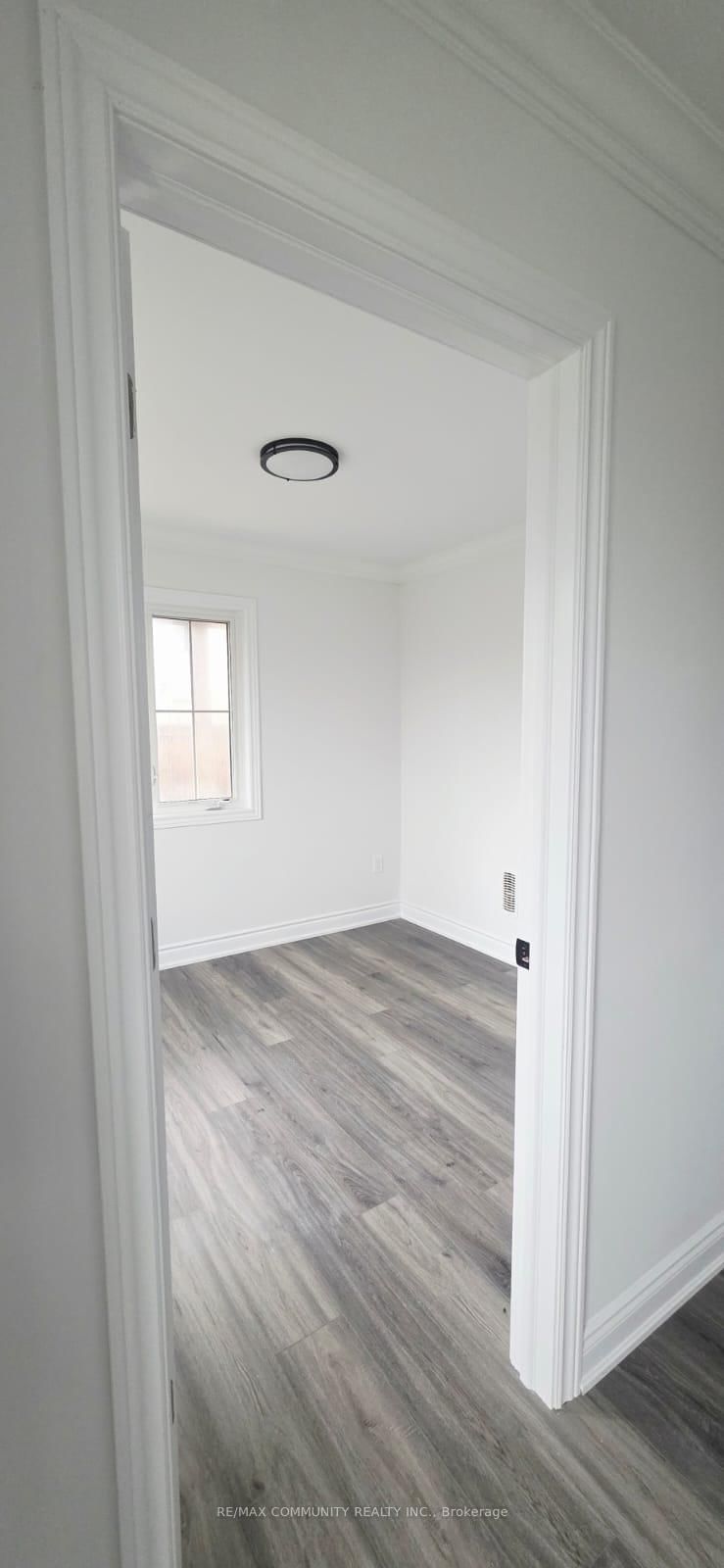 50 Rockman Crescent, Unit Lower - Photo 10