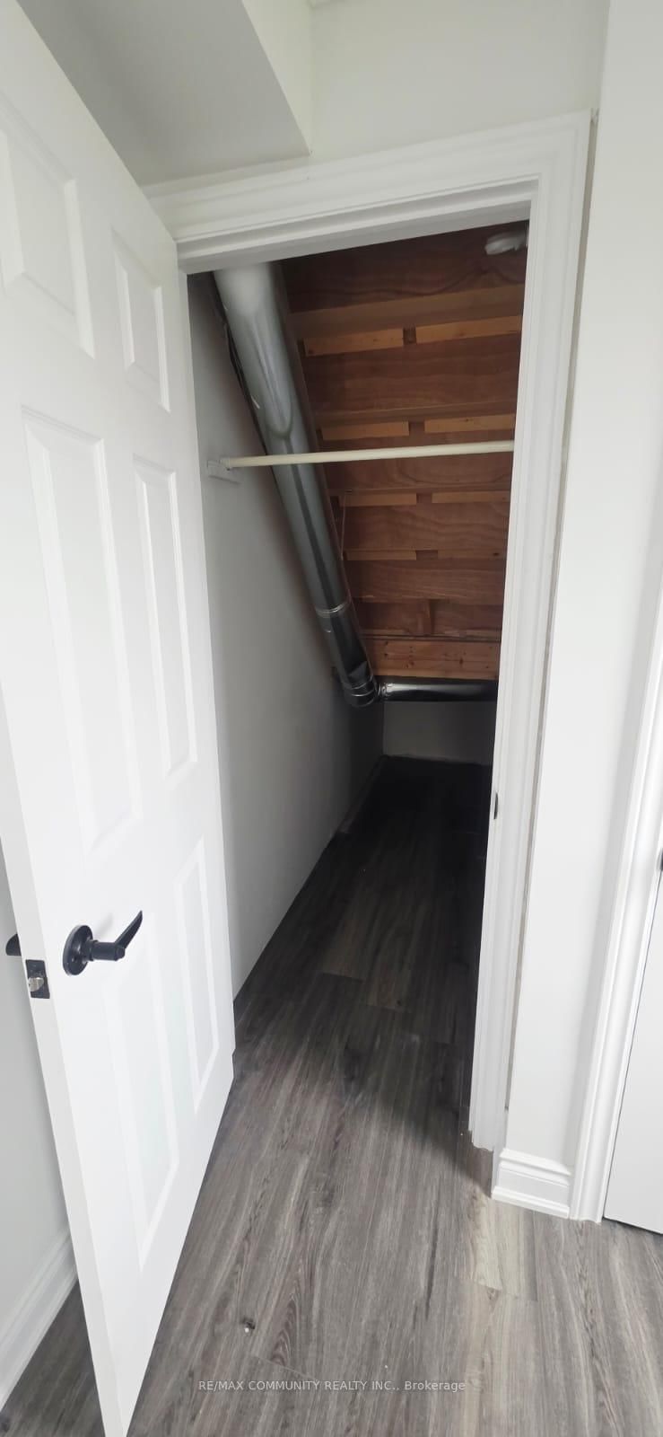 50 Rockman Crescent, Unit Lower - Photo 11