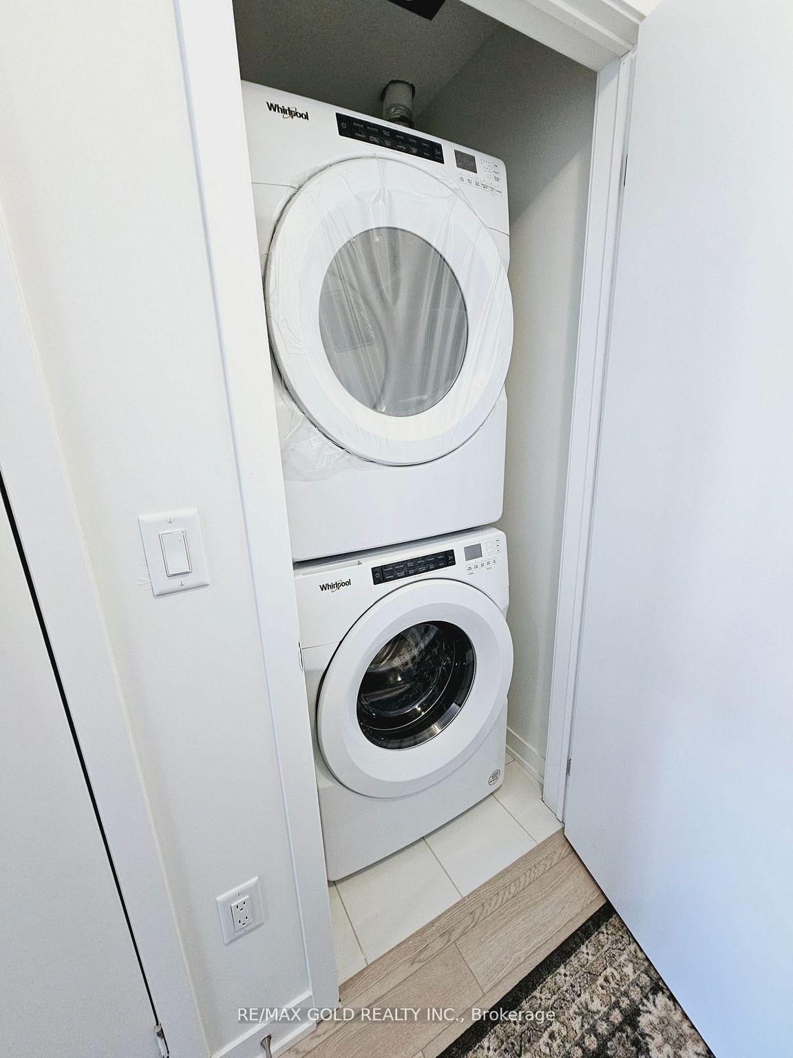 3401 Ridgeway Drive, Unit 411 - Photo 14