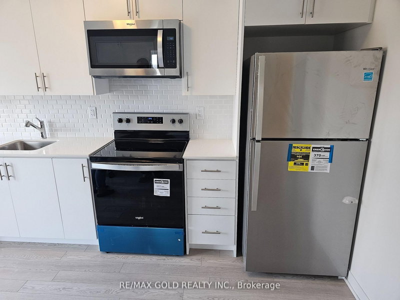 411 - 3401 Ridgeway Dr, Mississauga, L5L 0B9 | Image 3