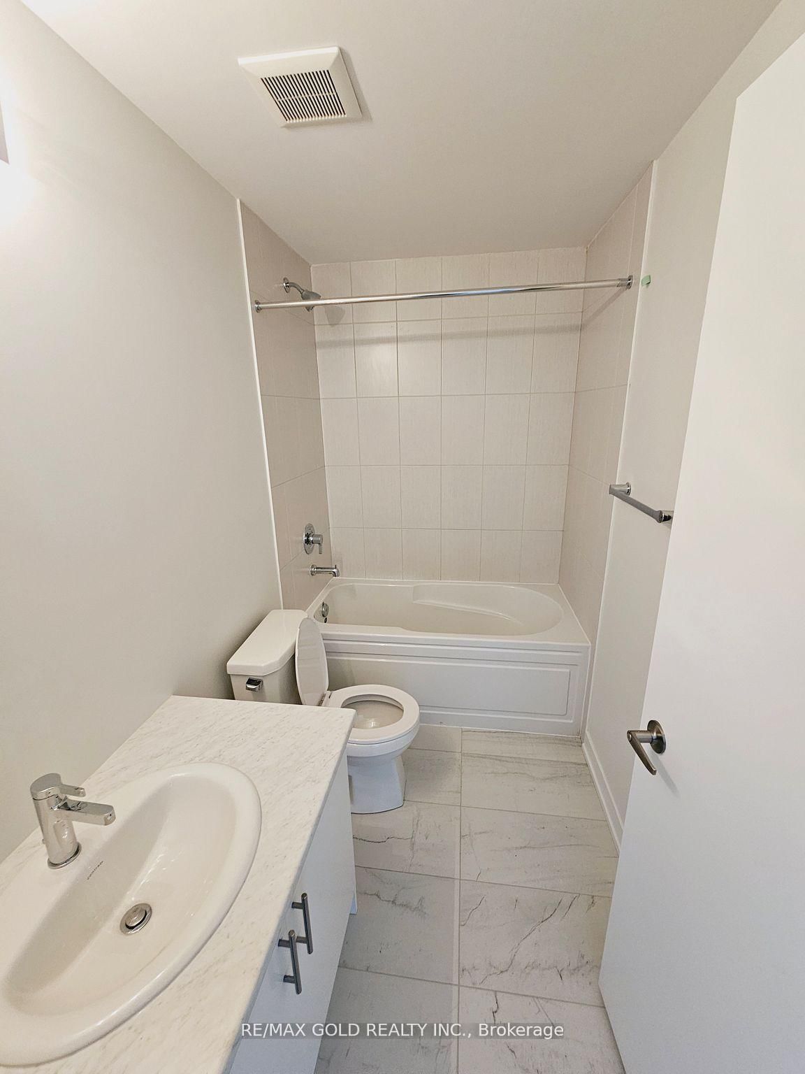 3401 Ridgeway Drive, Unit 411 - Photo 8