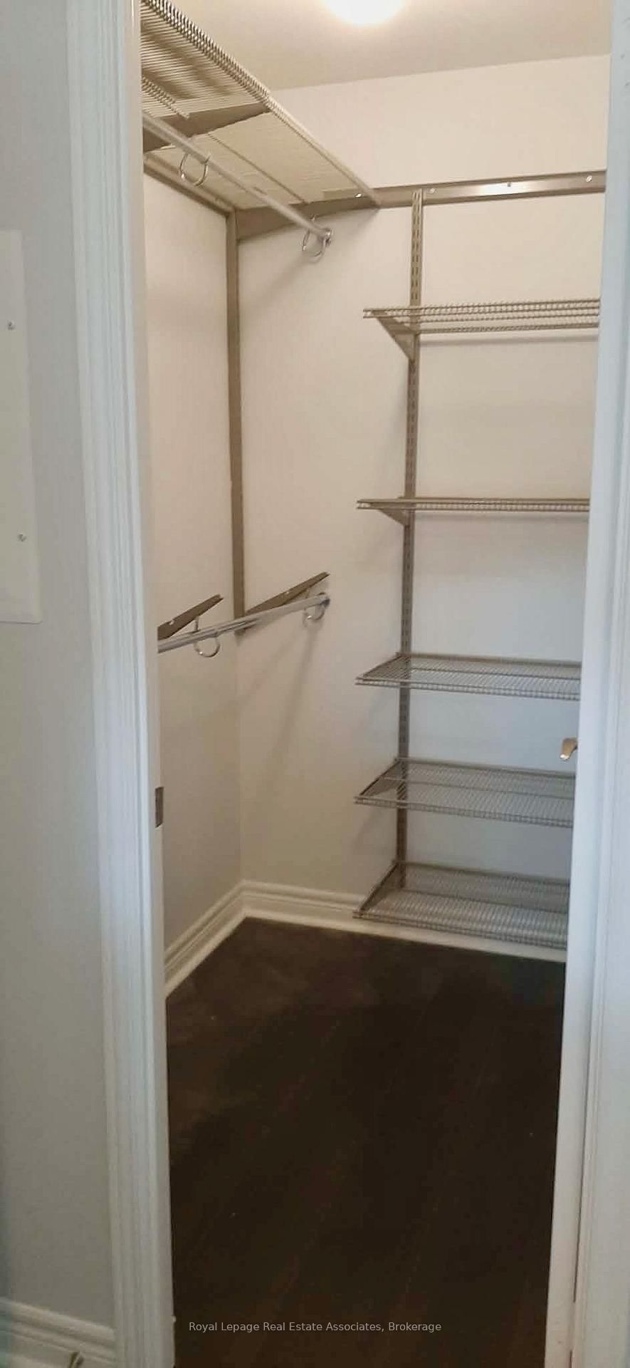 339 Rathburn Road W, Unit 515 - Photo 22