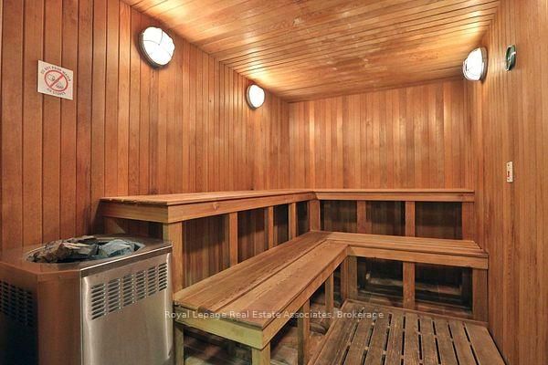 339 Rathburn Road W, Unit 515 - Photo 25