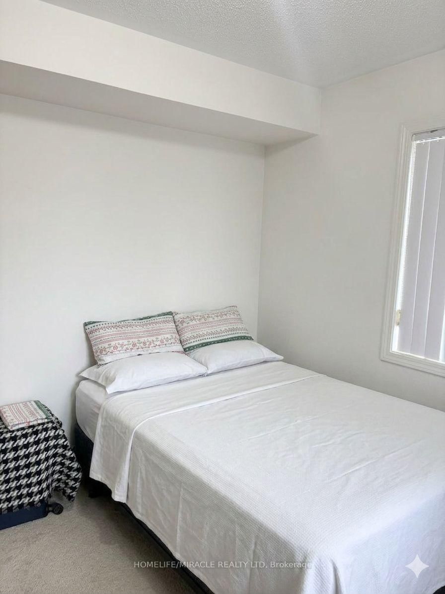 250 Sunny Meadow Boulevard, Unit 121 - Photo 4