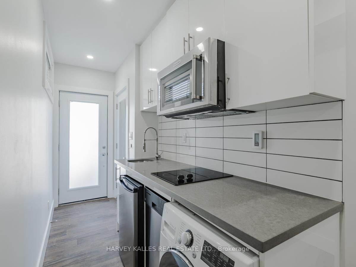 160 Lansdowne Avenue, Unit 3 - Photo 3