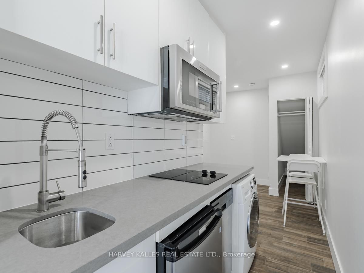 160 Lansdowne Avenue, Unit 3 - Photo 4