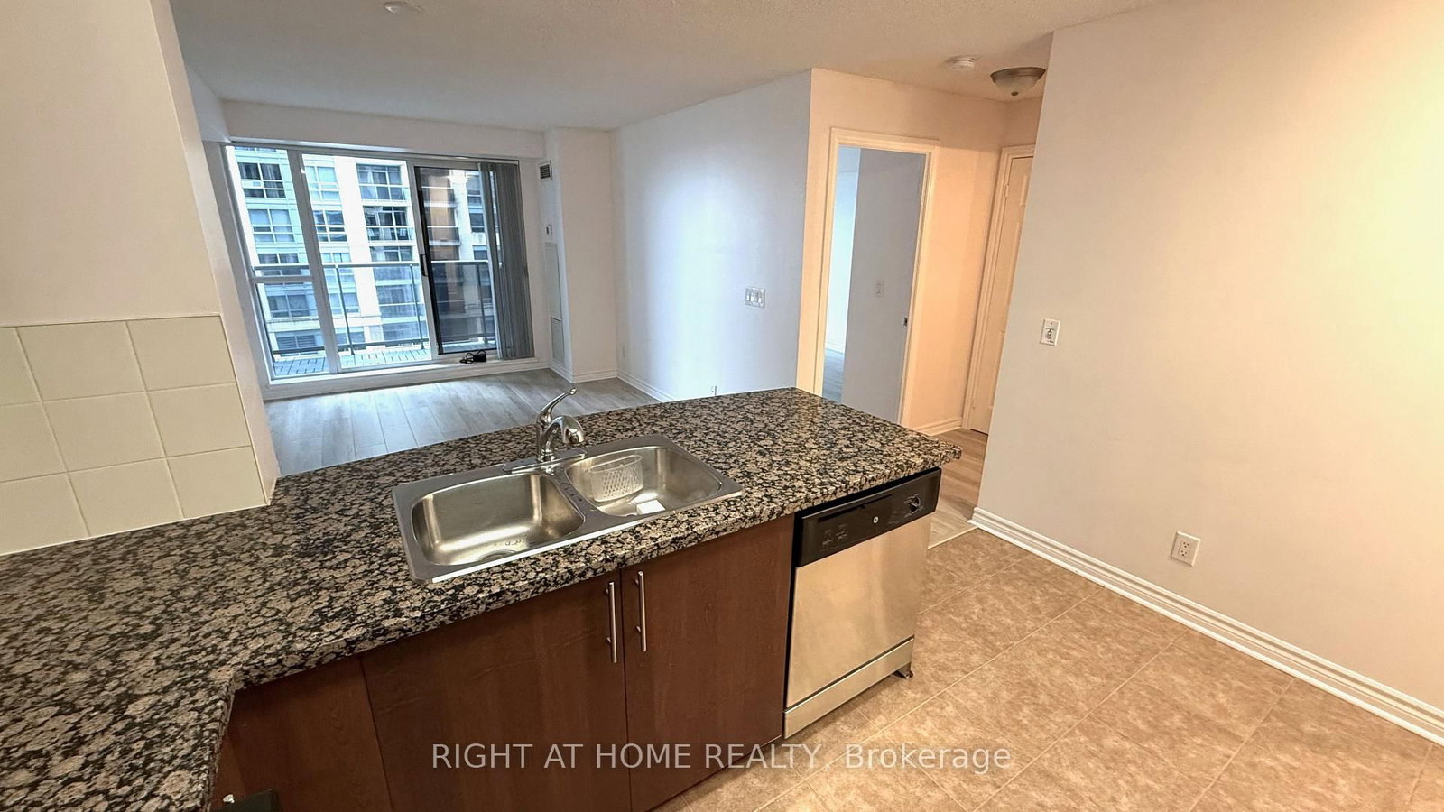 5 Michael Power Place, Unit 704 - Photo 12