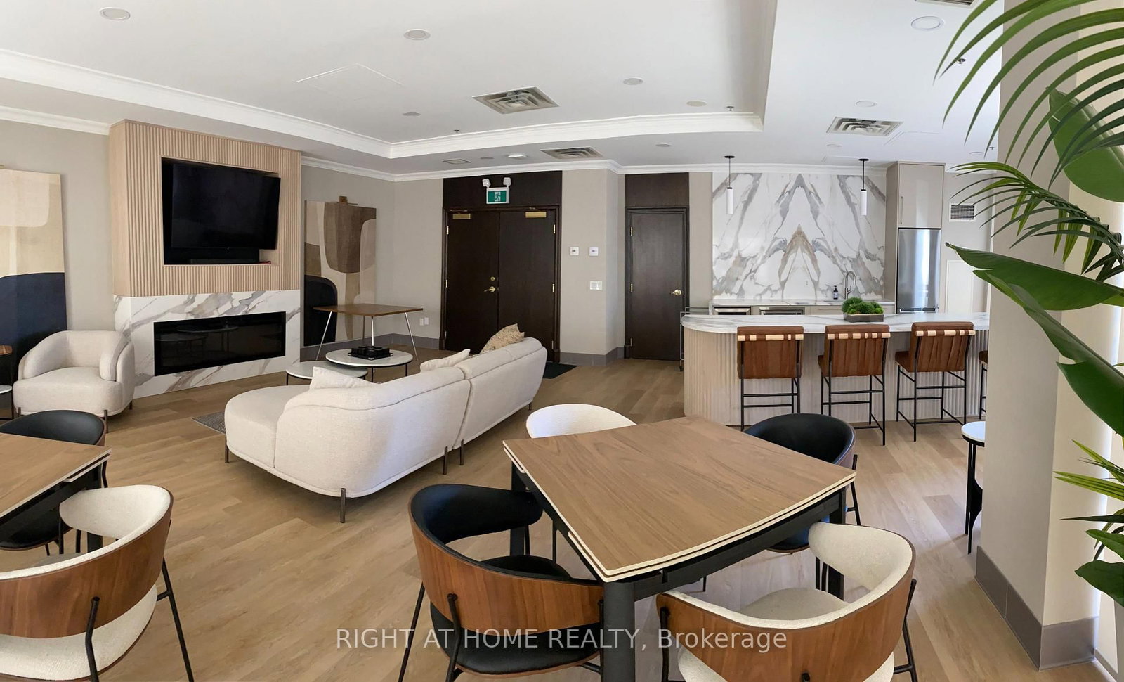 5 Michael Power Place, Unit 704 - Photo 37