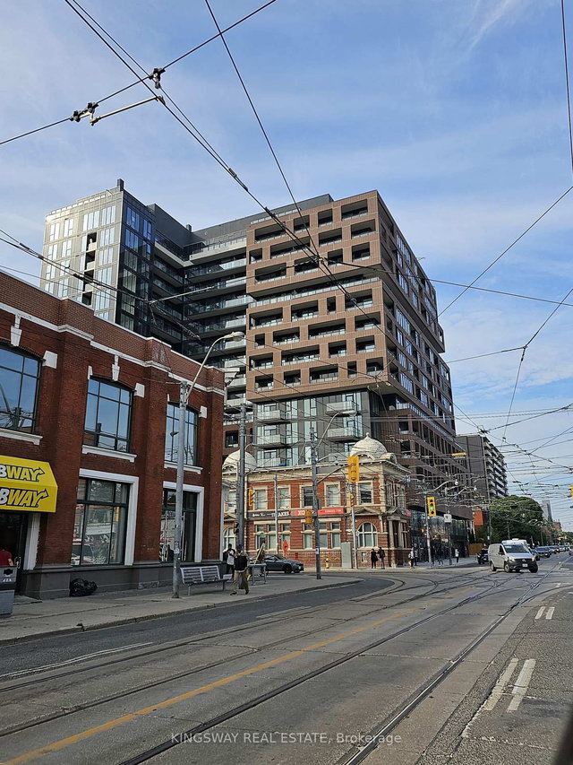 1123 - 270 Dufferin Street