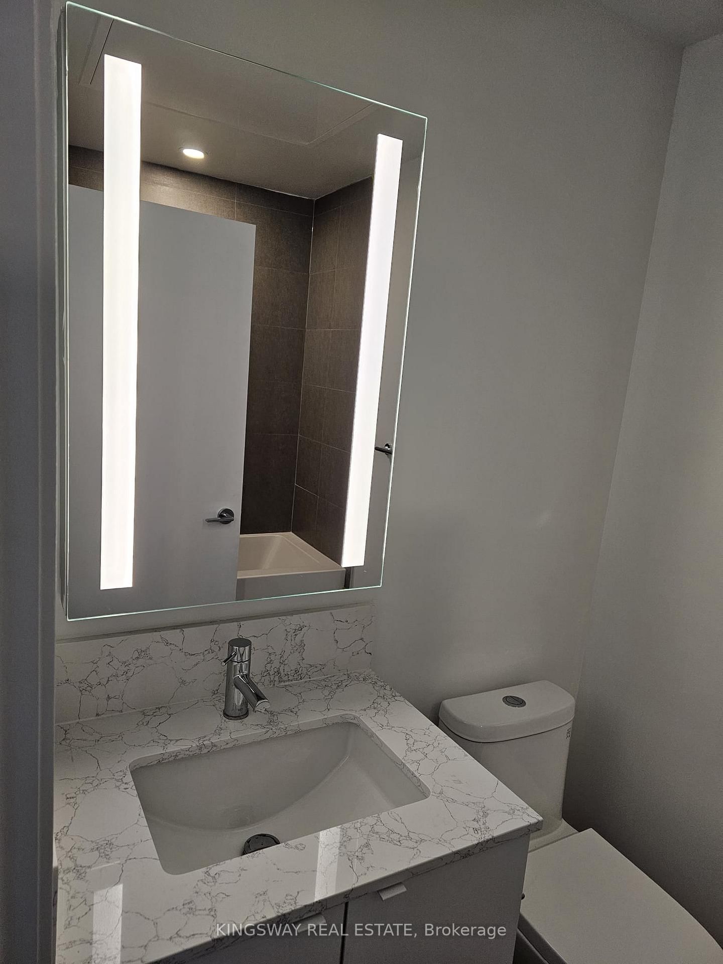 270 Dufferin Street, Unit 1123 - Photo 13