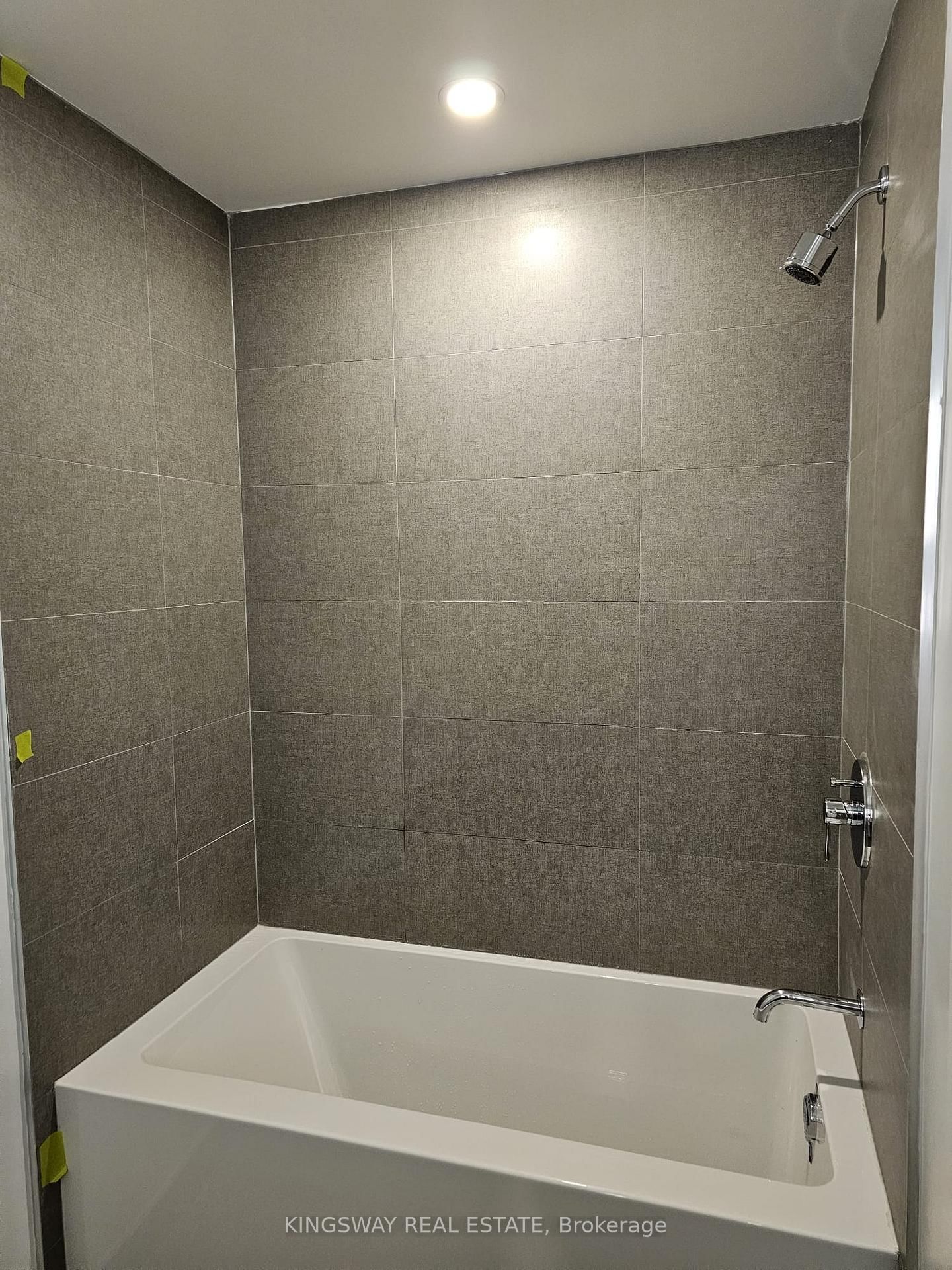 270 Dufferin Street, Unit 1123 - Photo 14