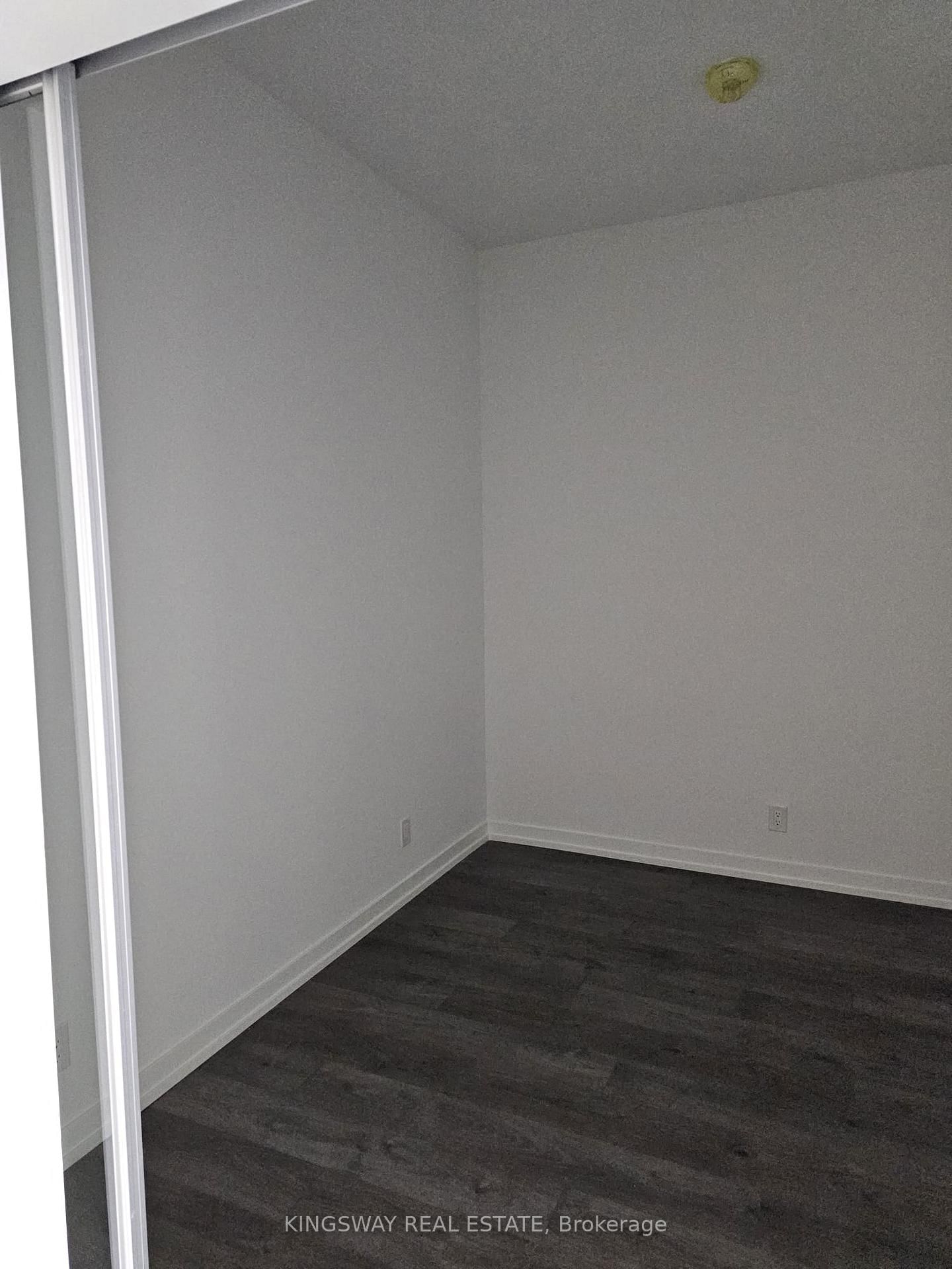 270 Dufferin Street, Unit 1123 - Photo 17