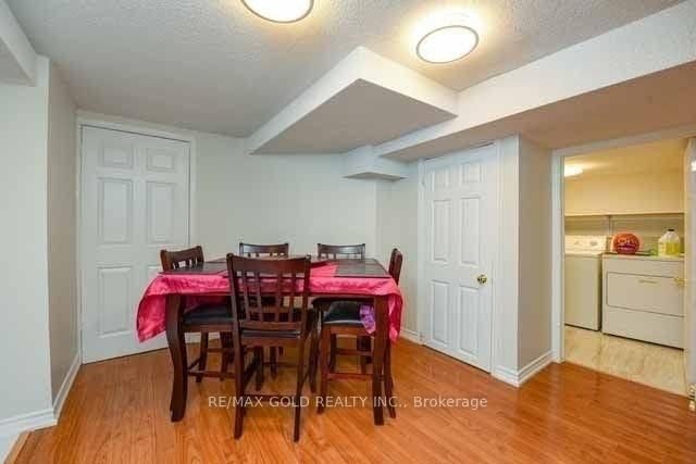 198 Harrowsmith Drive - Photo 14