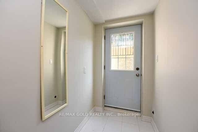 198 Harrowsmith Drive - Photo 22