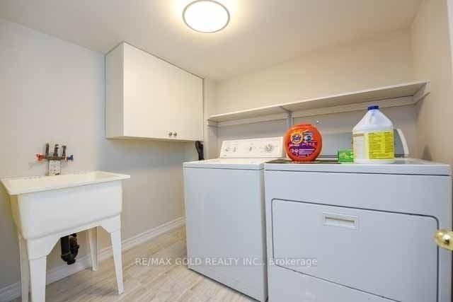 198 Harrowsmith Drive - Photo 9