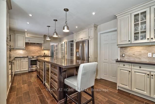 287 Lakeview Ave, Burlington, L7N 1Y9 | Image 2