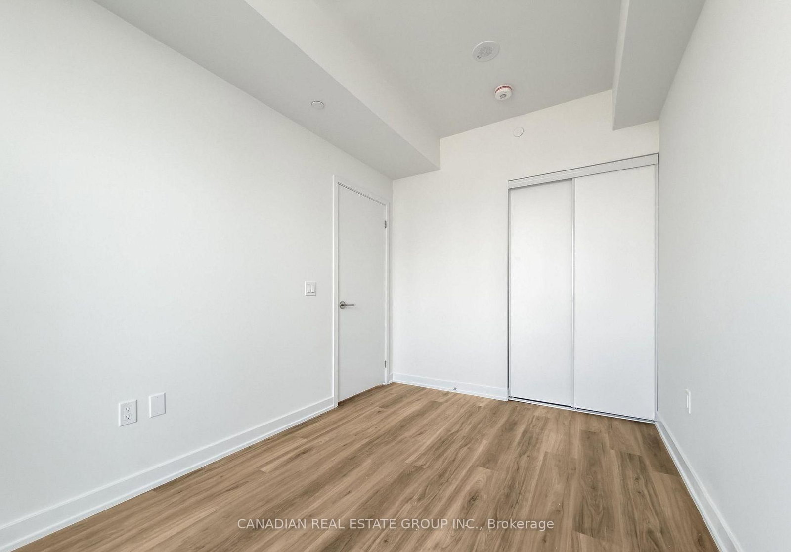 1 Fairview Road E, Unit 1606 - Photo 11