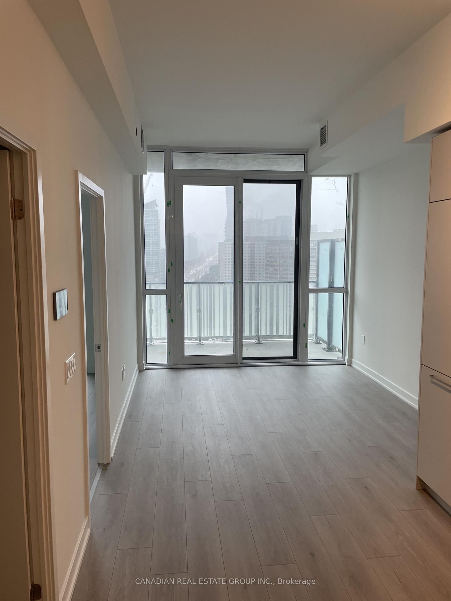 1 Fairview Road E, Unit 1606 - Photo 7