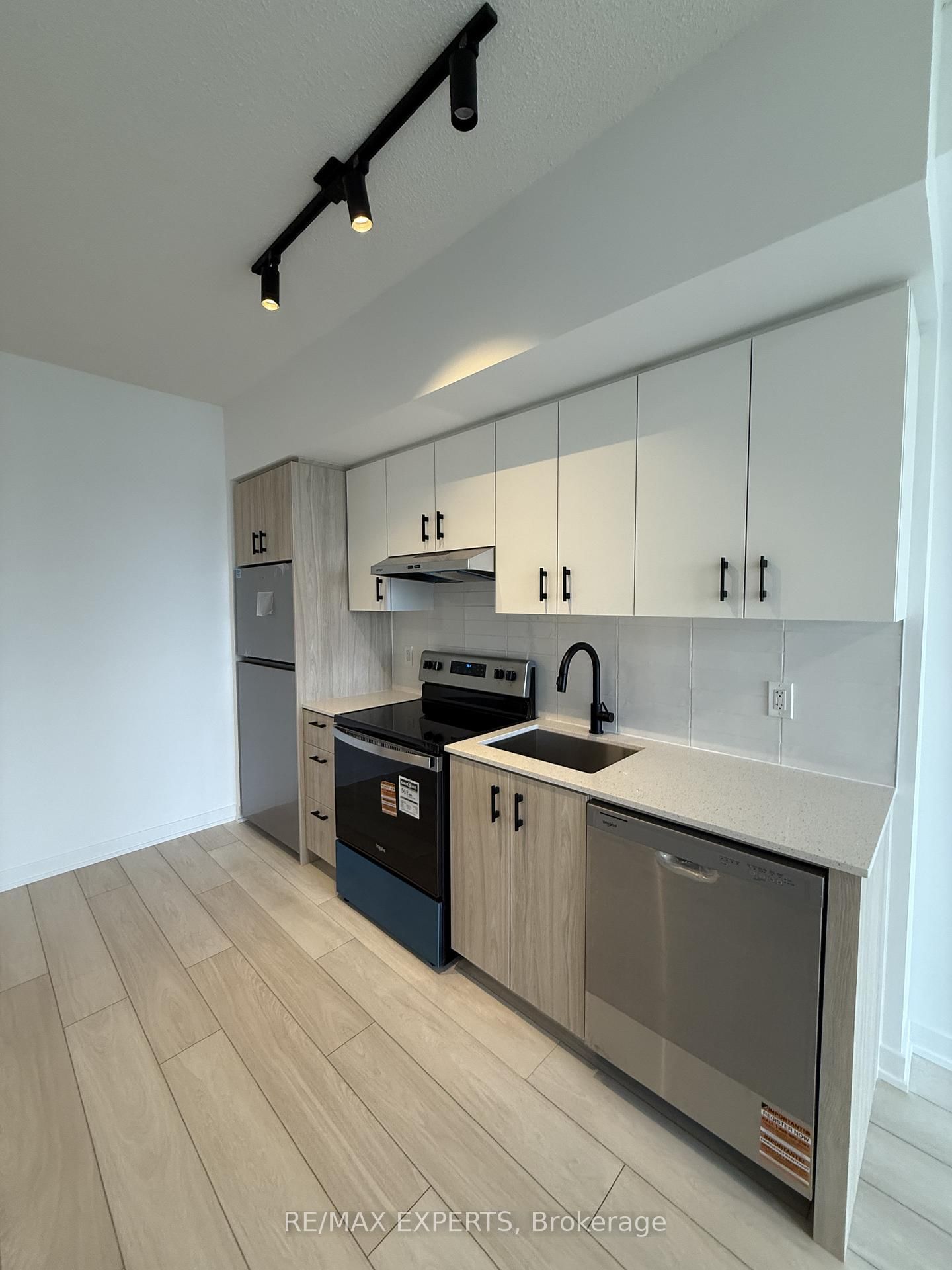 4878 Powers Common, Unit 229 - Photo 9