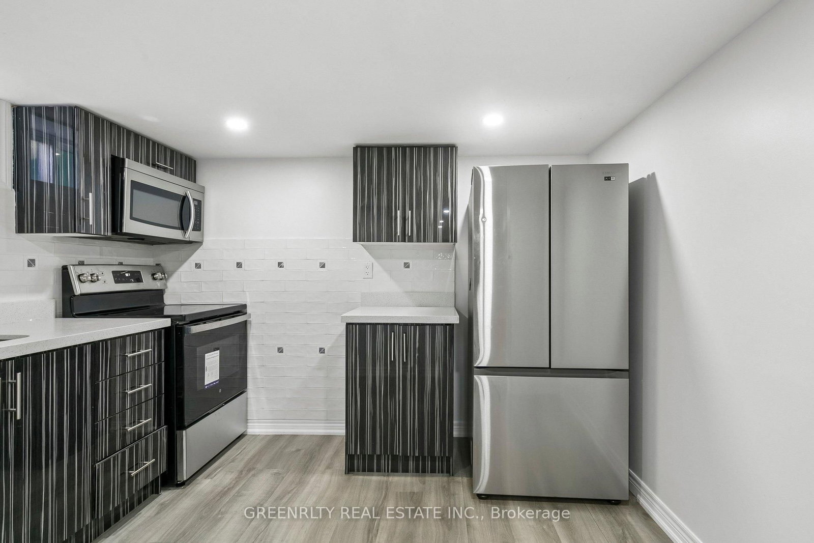 124 Harbourtown Crescent, Unit Basement - Photo 19
