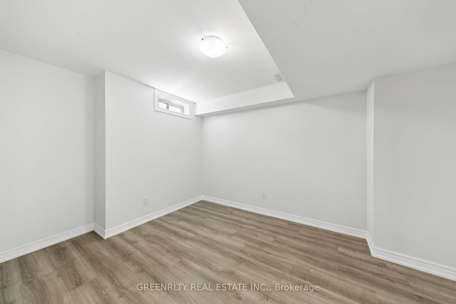 124 Harbourtown Crescent, Unit Basement - Photo 31