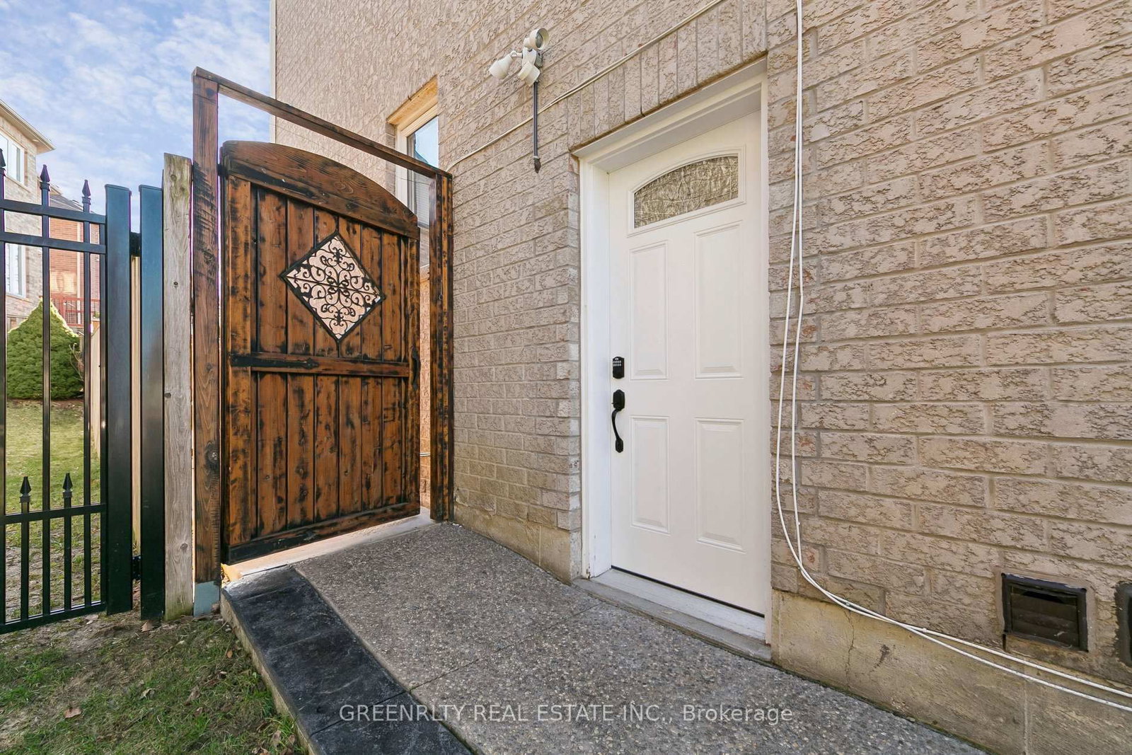 124 Harbourtown Crescent, Unit Basement - Photo 6