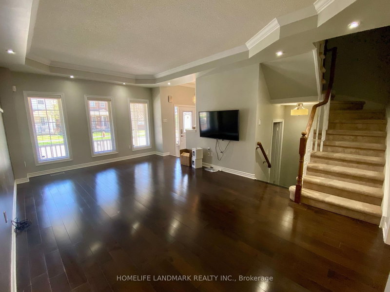 259 Gatwick Dr, Oakville, L6H 7K3 | Image 3