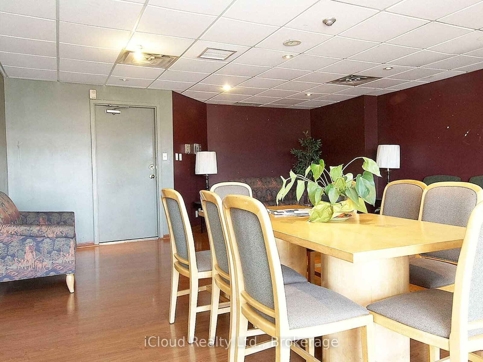 155 Hillcrest Avenue, Unit 406 - Photo 27