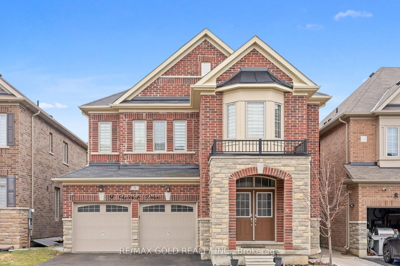 9 Goderich Dr, Brampton, L7A 5A7 | Image 2