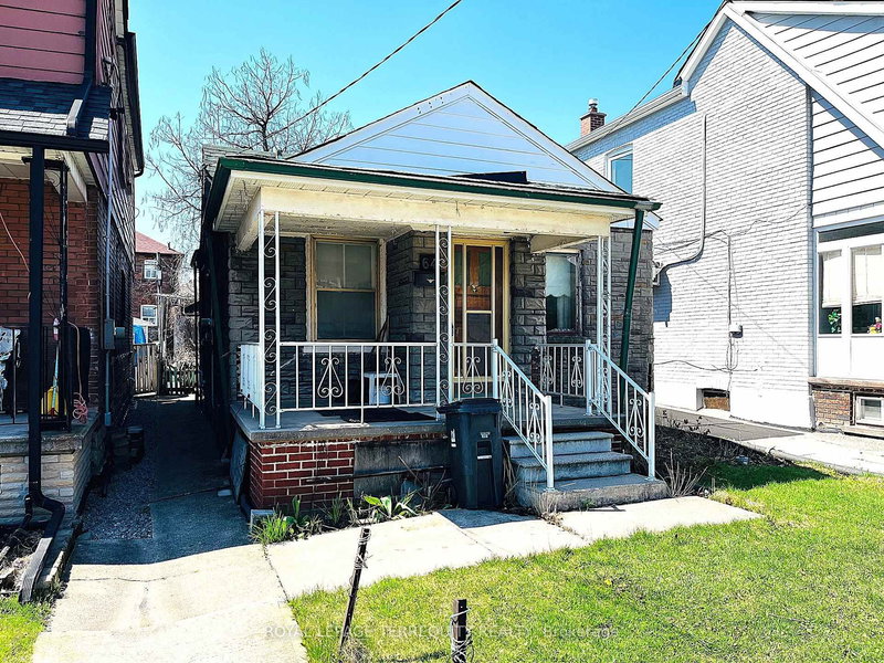 64 Chambers Ave, Toronto, M6N 3M2 | Image 2