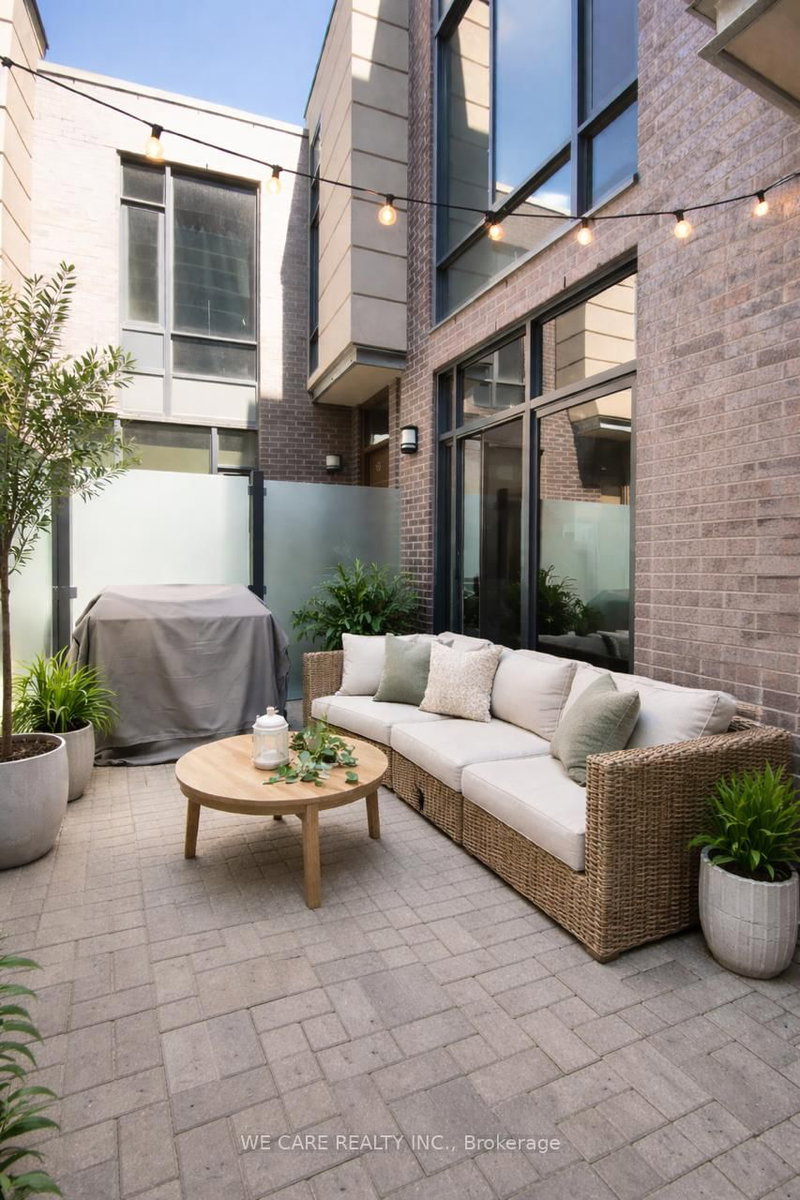 15 - 15 Valhalla Inn Rd, Toronto, M9B 0B3 | Image 2