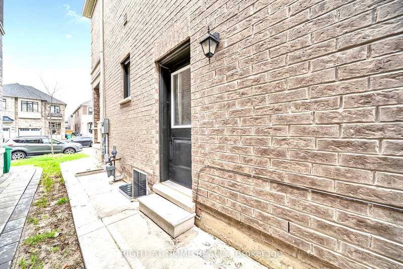 35 Hubbell_Basement Floor Rd, Brampton, L6Y 1P3 | Image 2