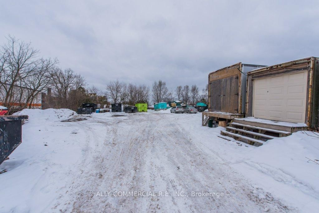 33 Eddystone Avenue - Photo 3