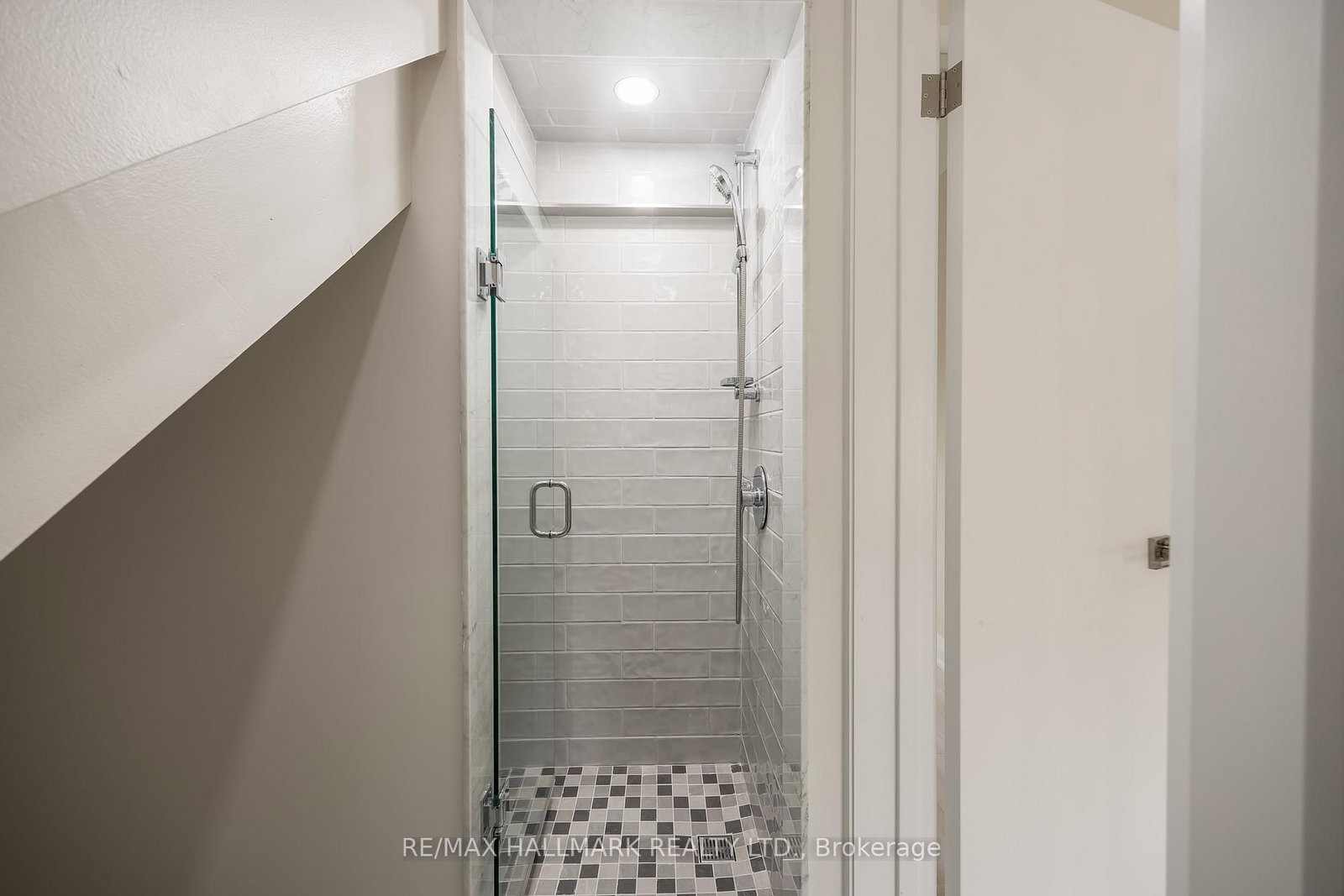 196 Livingstone Avenue - Photo 10