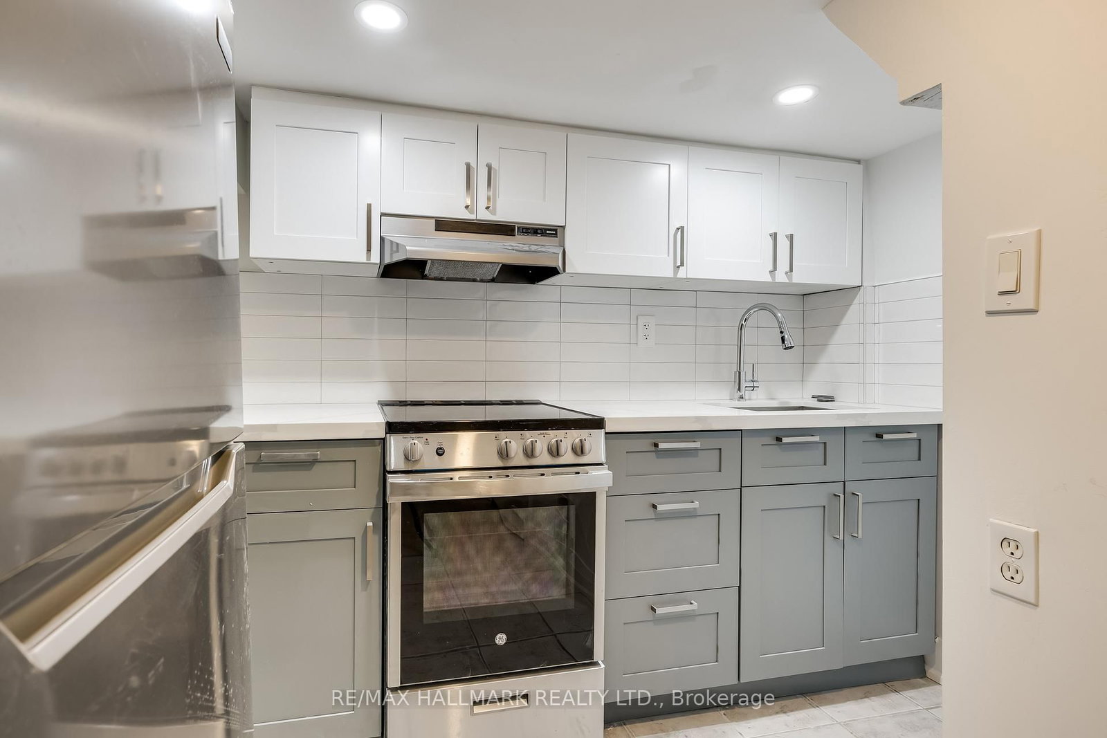 196 Livingstone Avenue - Photo 32